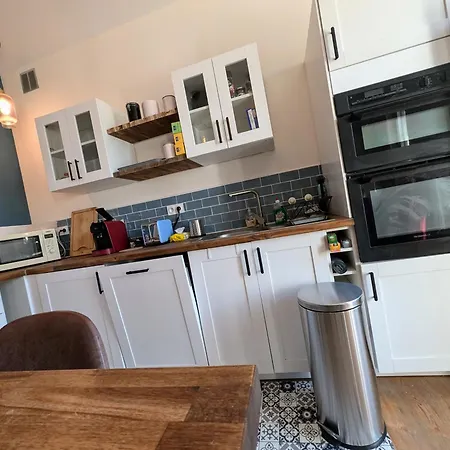 Apartment Superbe 80 M2 Avec 2 Chambres, Jusqu'a 6 Voyageurs