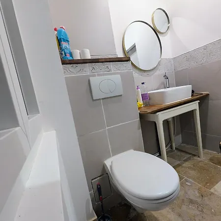 Superbe 80 M2 Avec 2 Chambres, Jusqu'a 6 Voyageurs