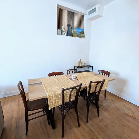 Apartment Superbe 80 M2 Avec 2 Chambres, Jusqu'a 6 Voyageurs