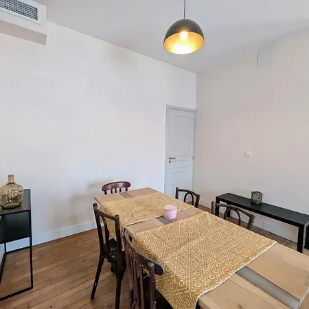Superbe 80 M2 Avec 2 Chambres, Jusqu'a 6 Voyageurs