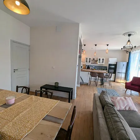Superbe 80 M2 Avec 2 Chambres, Jusqu'a 6 Voyageurs